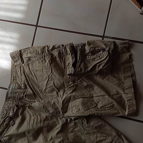Champs Sports BNWOT Men's Cargo Shorts Camel Tan w Beige Stripe Button Fly SZ 36 - Picture 4 of 14